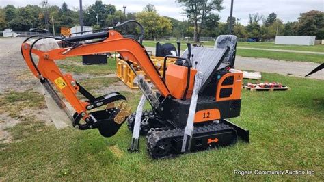 landhonor 12 mini excavator